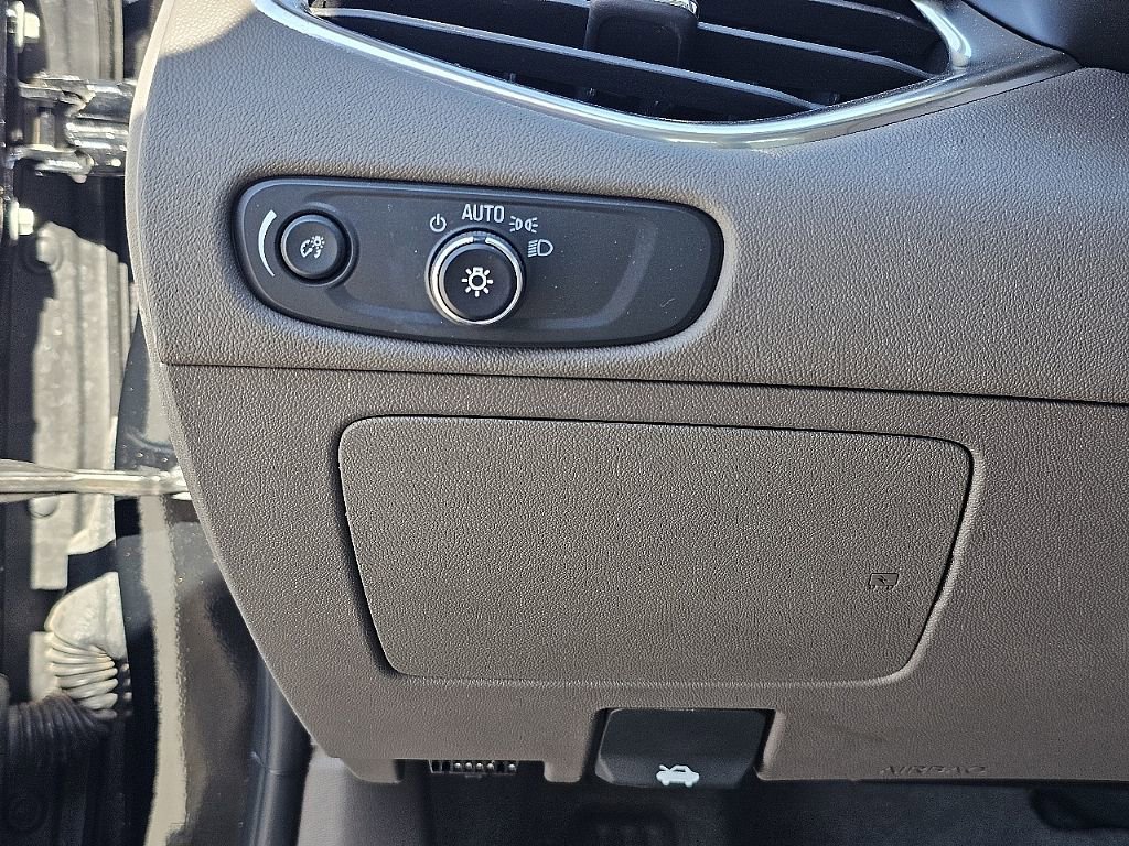 Used 2024 Chevrolet Malibu LT image 27