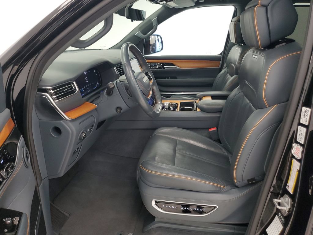 Used 2023 Jeep Grand Wagoneer Series II AWD/4WD image 14