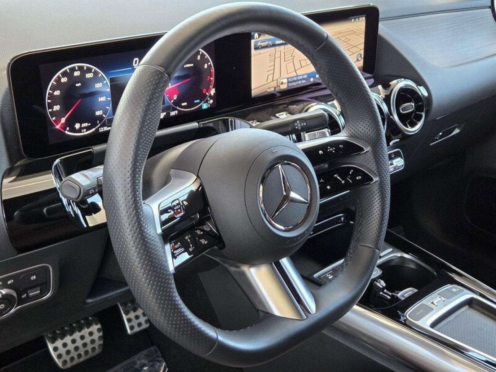 Certified 2026 Mercedes-Benz GLA 250 image 25