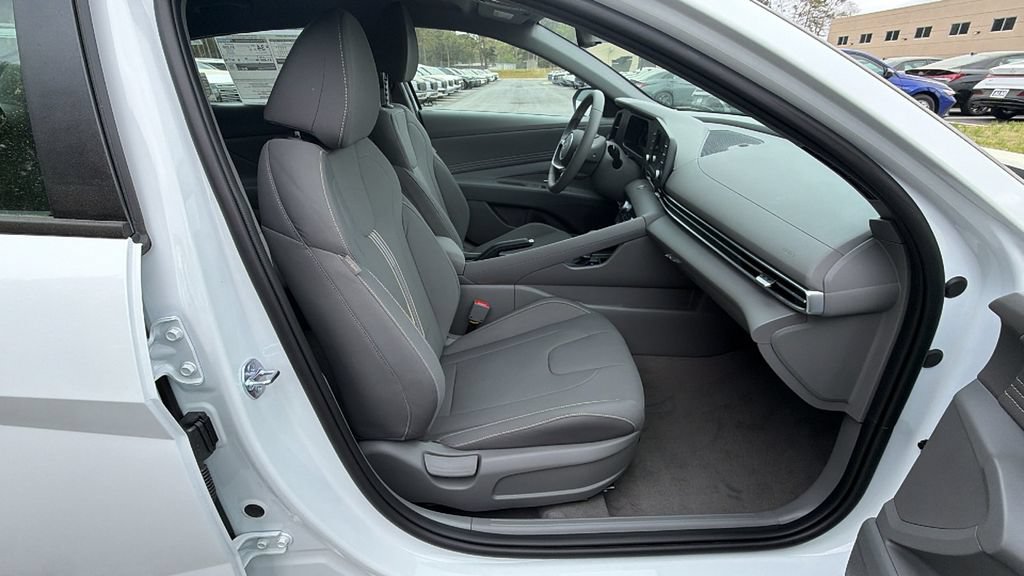New 2026 Hyundai Elantra Sport w/ Cargo Package FWD image 14