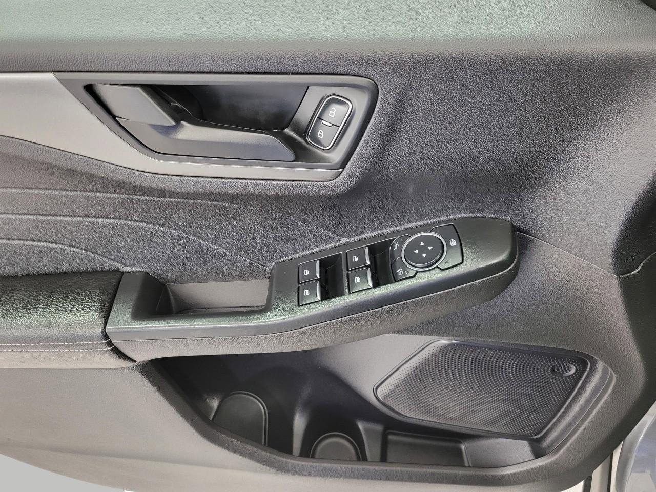 Used 2023 Ford Escape Active image 25