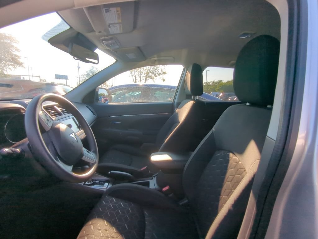 Used 2024 Mitsubishi Outlander Sport ES AWD/4WD image 6