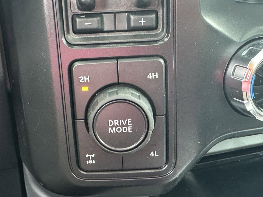 New 2025 Ford F350 Lariat w/ Lariat Ultimate Package image 39