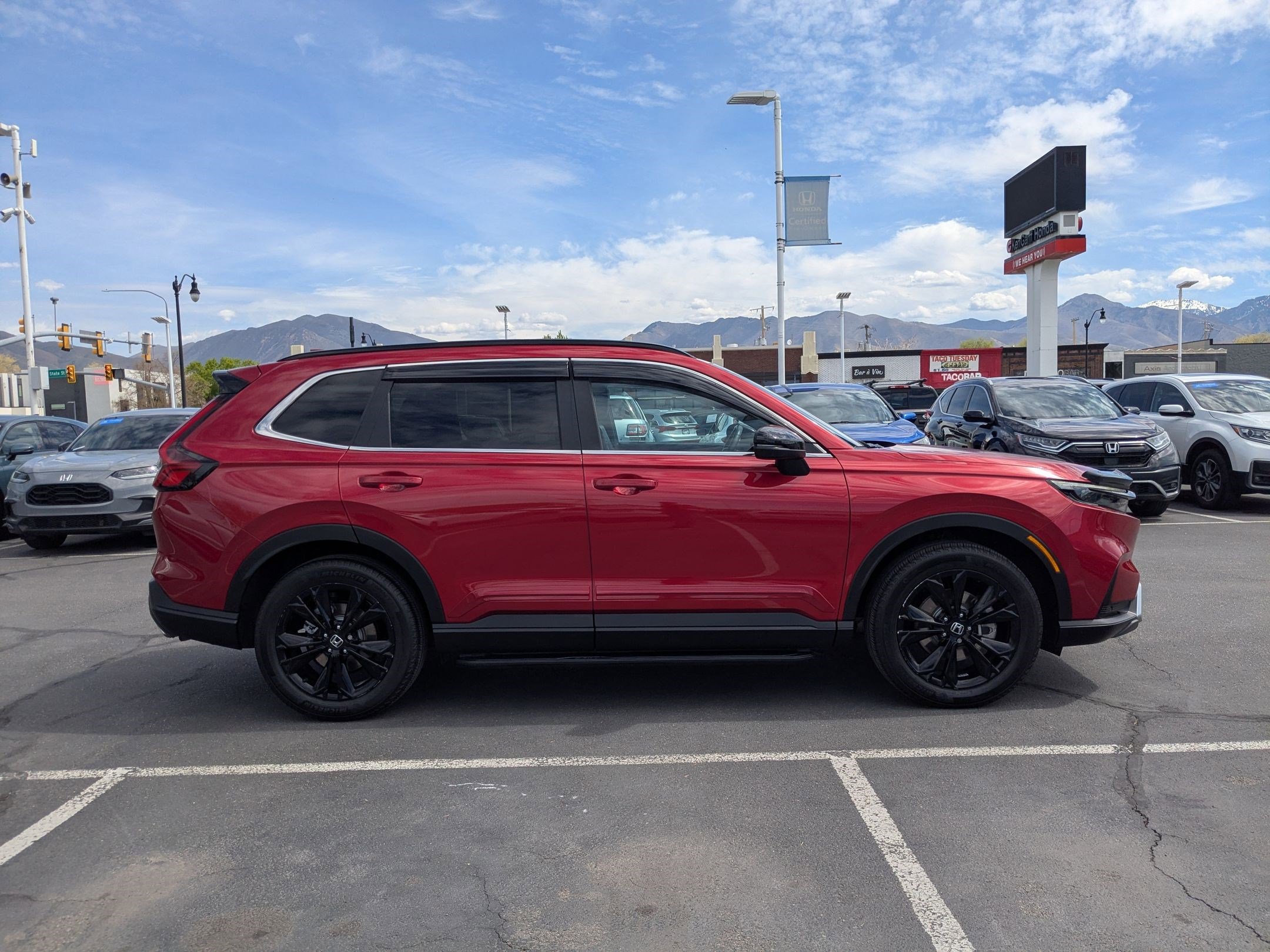 Certified 2023 Honda CR-V Sport Touring image 2