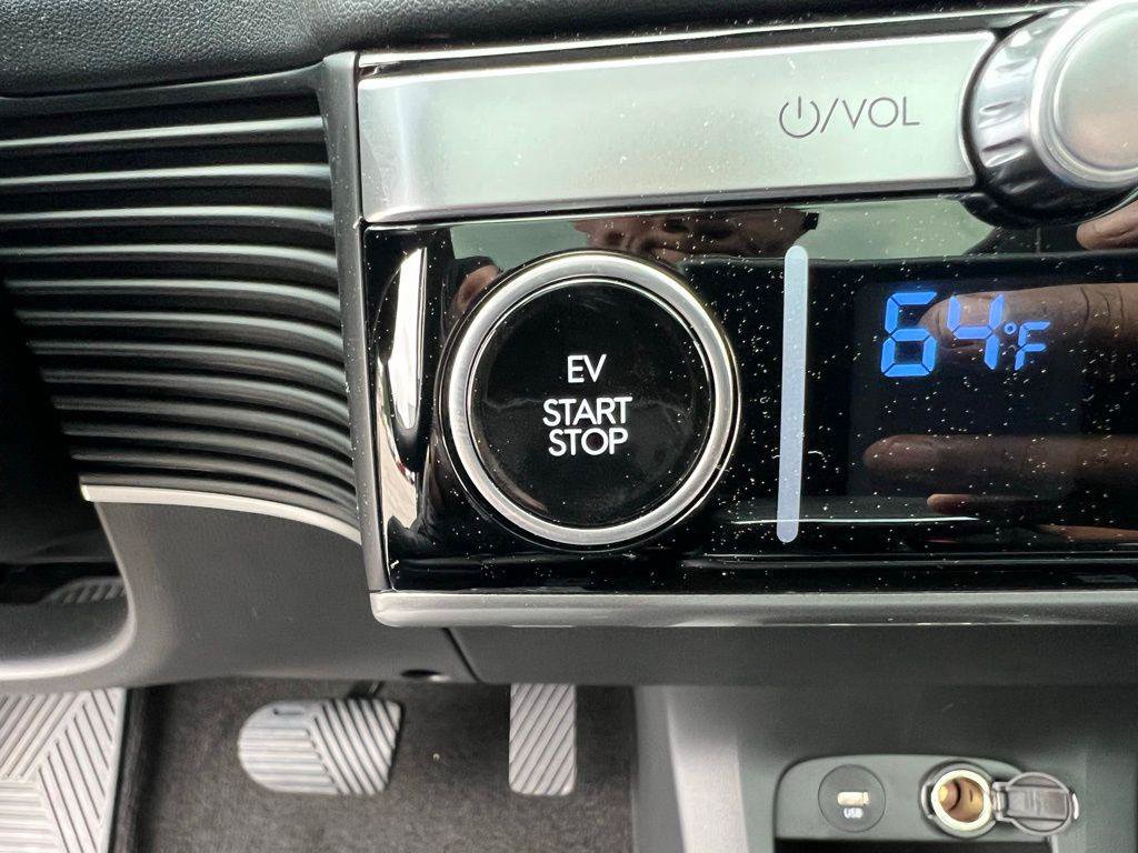 New 2024 Hyundai Ioniq 5 Limited AWD/4WD image 22