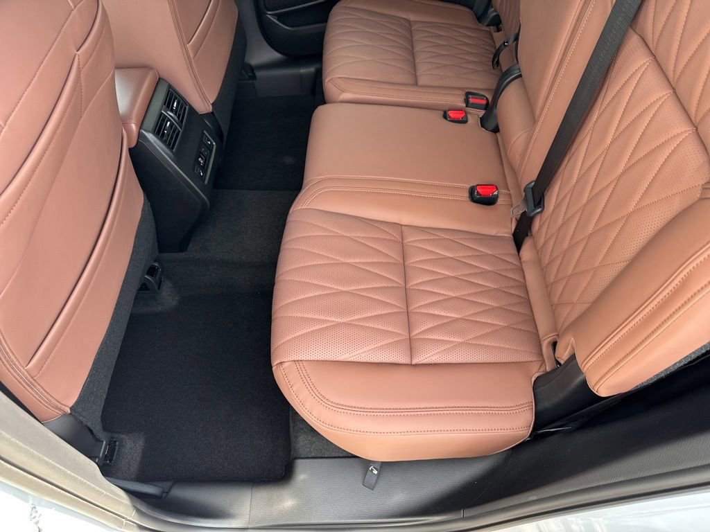 New 2026 Mitsubishi Outlander SEL FWD image 30