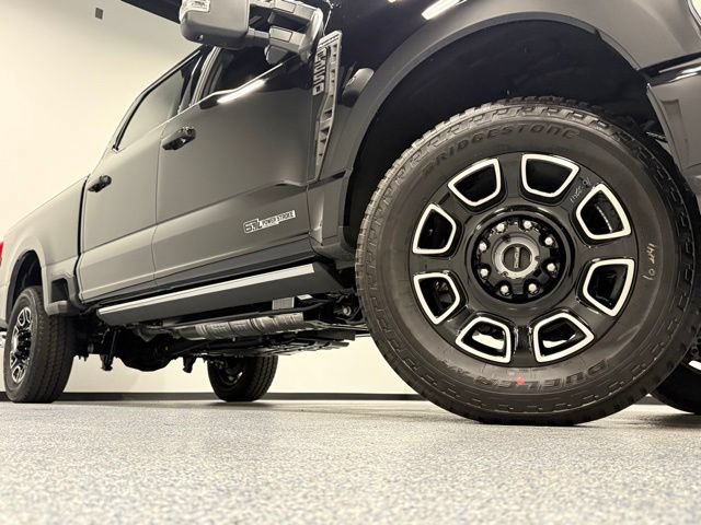 New 2026 Ford F250 Platinum w/ FX4 Off-Road Package AWD/4WD image 3