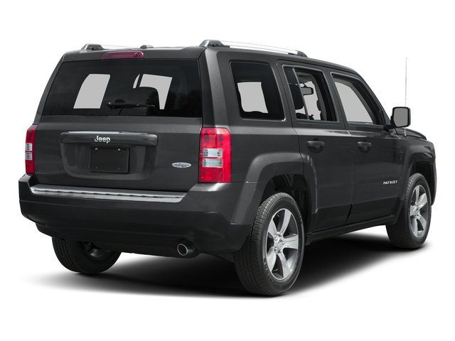 Used 2017 Jeep Patriot Latitude AWD/4WD image 5