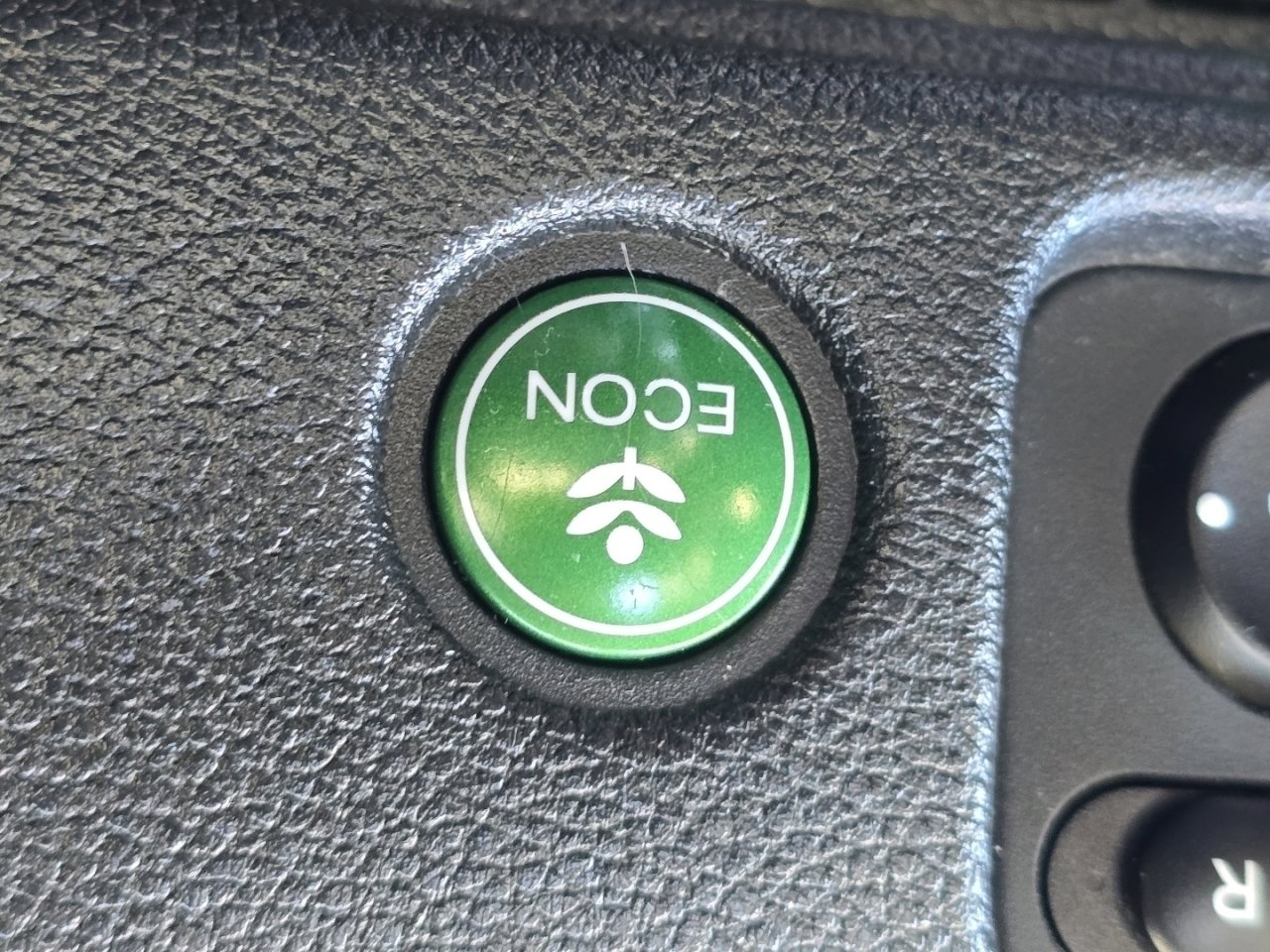 Used 2020 Honda Ridgeline RTL image 10