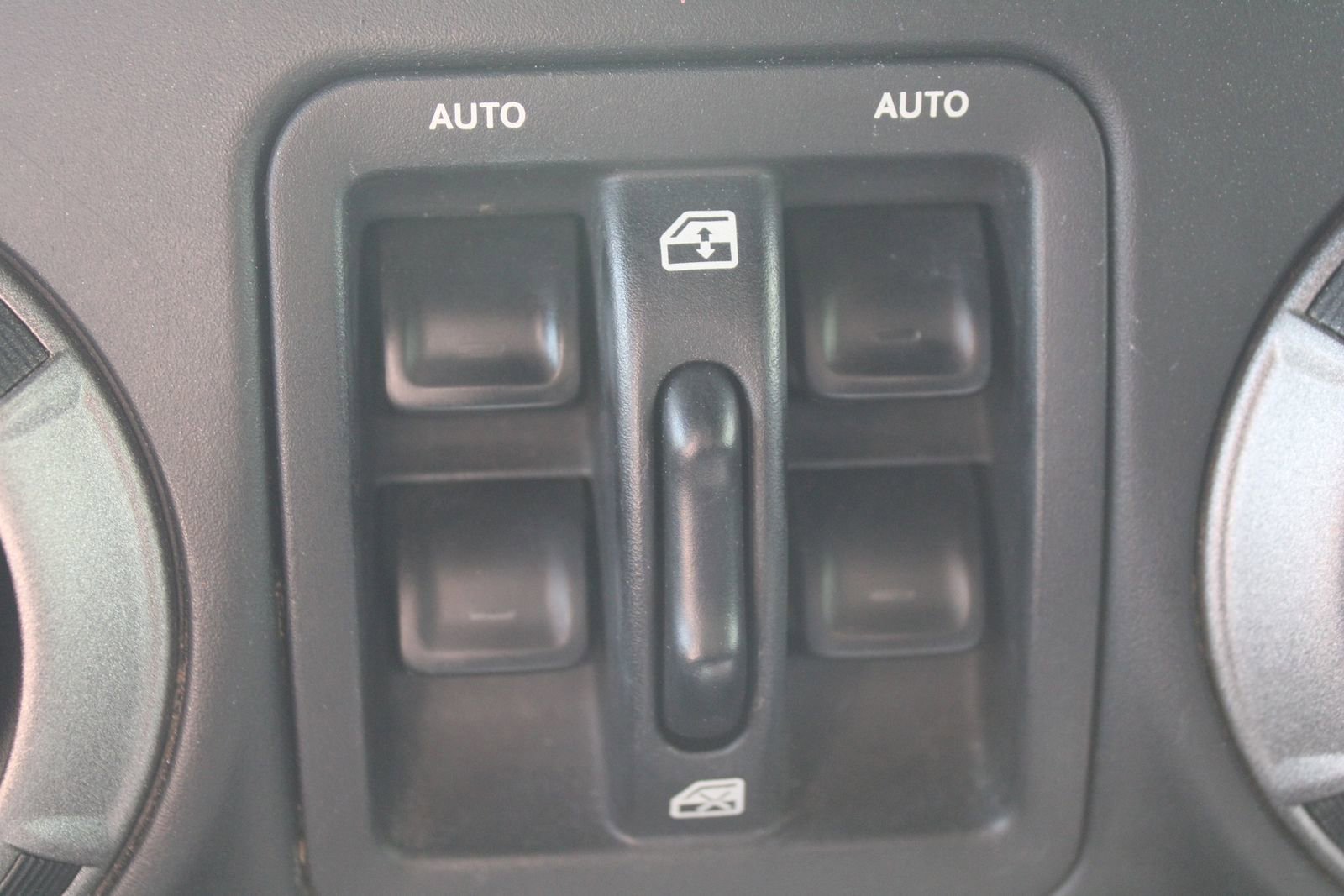 Used 2015 Jeep Wrangler Unlimited Sport w/ Quick Order Package 24S image 34