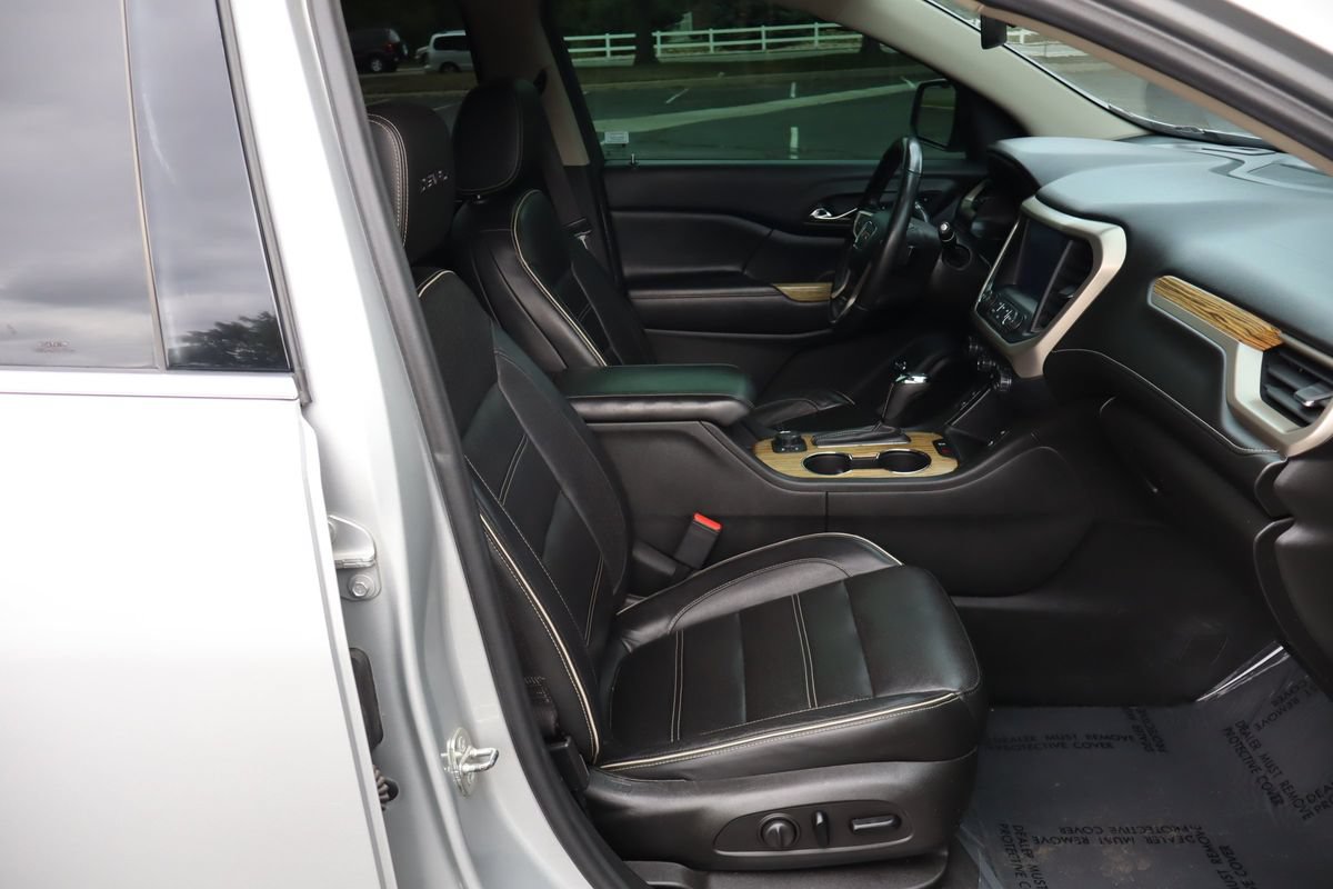 Used 2017 GMC Acadia Denali AWD/4WD image 24