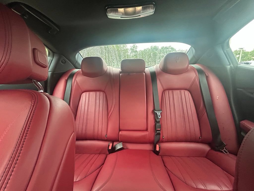 Used 2020 Maserati Ghibli RWD image 13