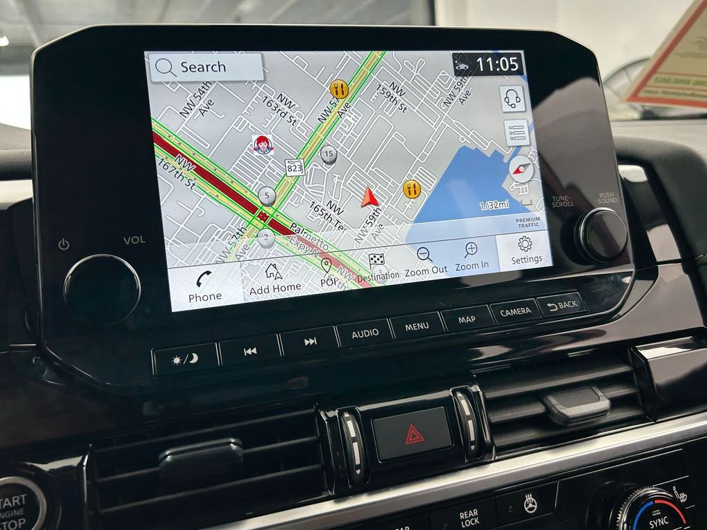 Used 2024 Nissan Pathfinder SL w/ SL Premium Package image 18