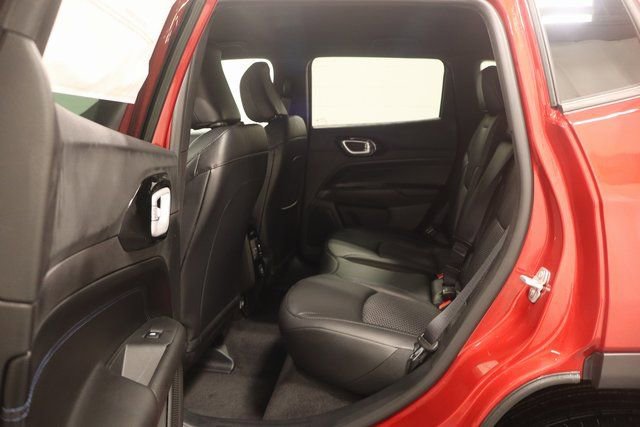 New 2026 Jeep Compass Latitude AWD/4WD image 13