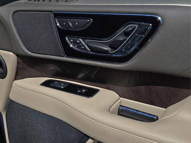 Used 2022 Lincoln Navigator L Reserve image 14