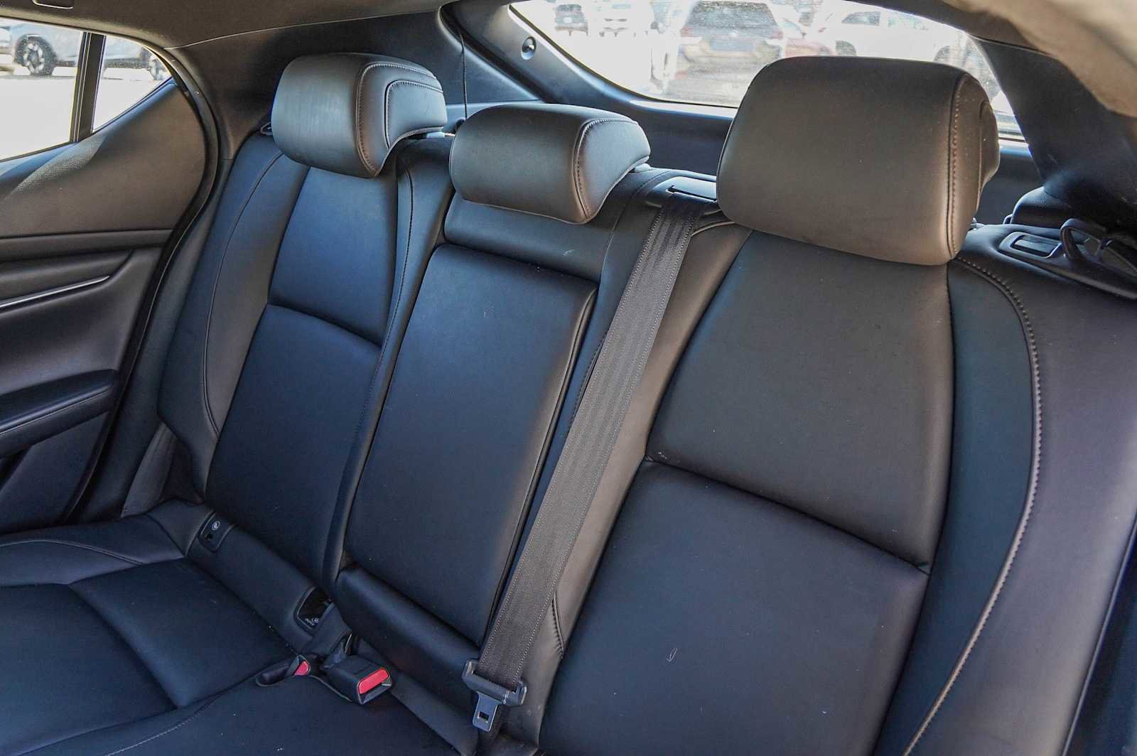 Used 2021 MAZDA MAZDA3 s image 30