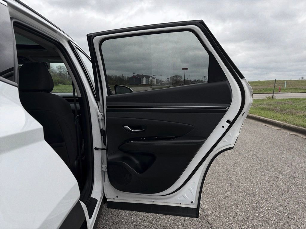 Used 2022 Hyundai Tucson SEL image 28