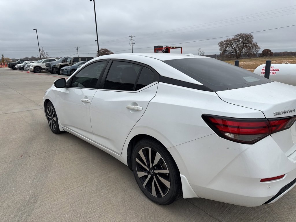 Used 2022 Nissan Sentra SV w/ SV Premium Package image 5