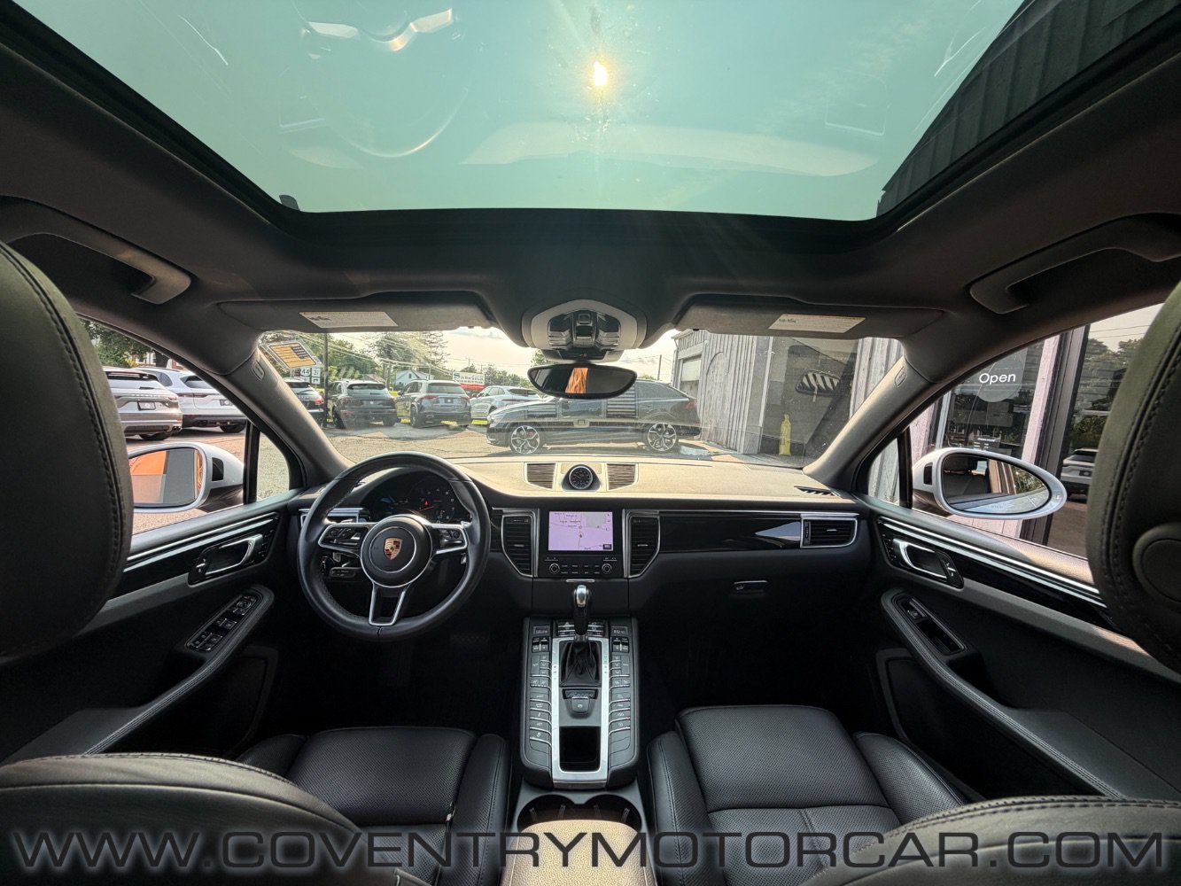Used 2018 Porsche Macan Sport Edition AWD/4WD image 36