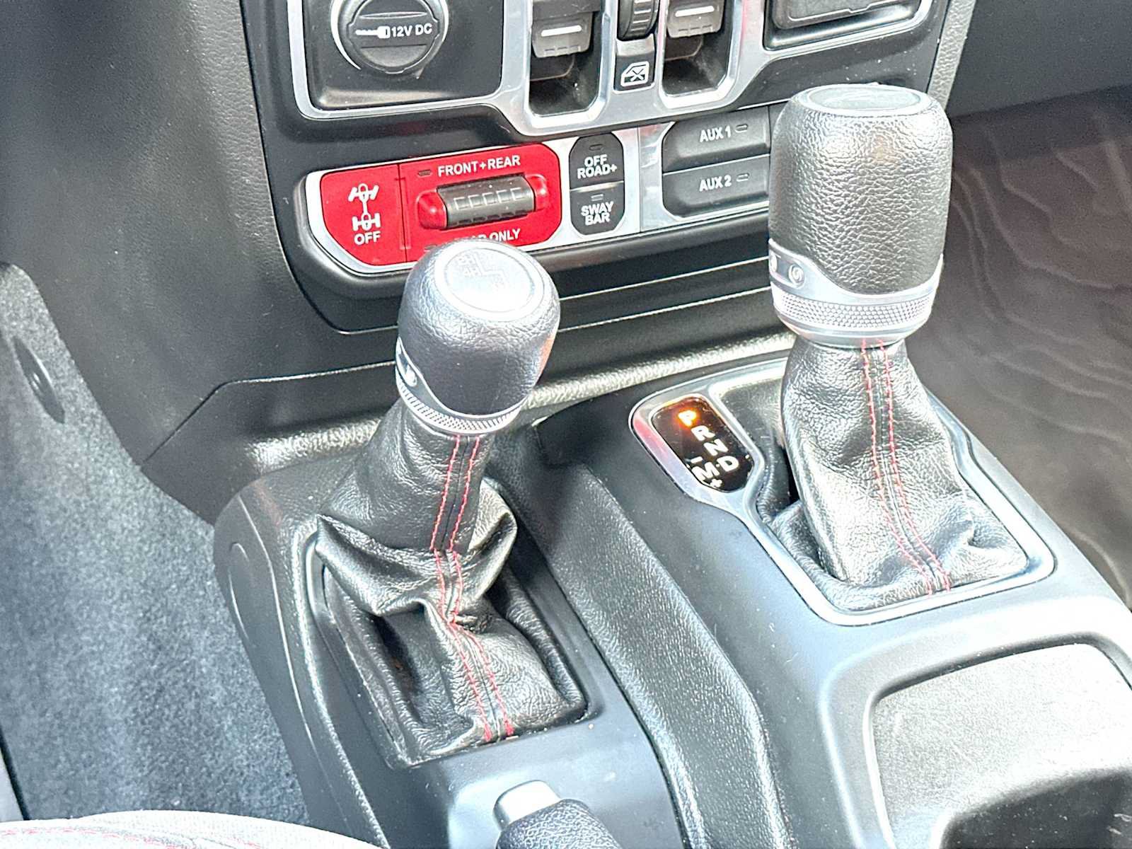 Used 2023 Jeep Gladiator Rubicon w/ LED Lighting Group AWD/4WD image 21