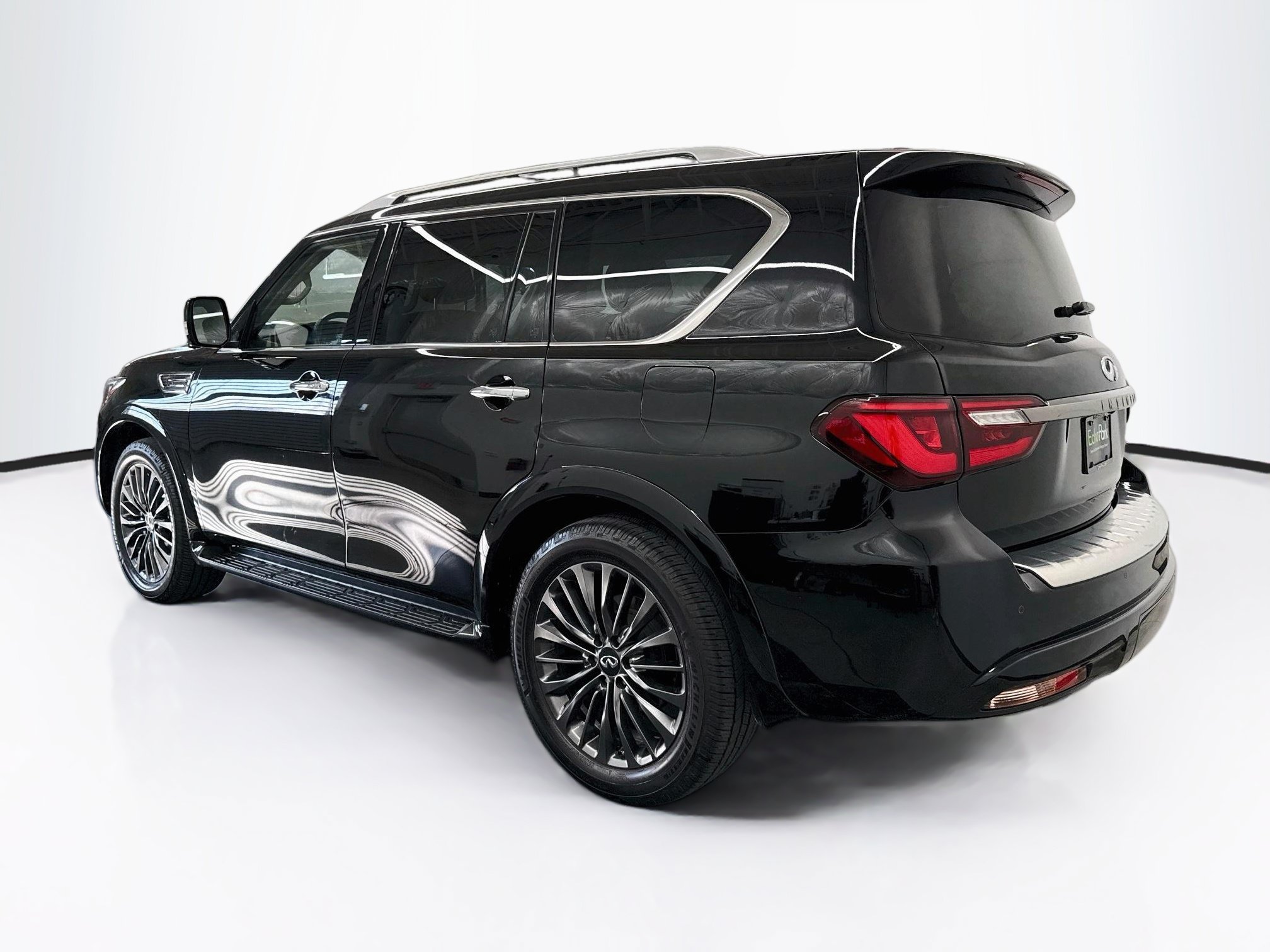 Used 2023 INFINITI QX80 Premium Select w/ Cargo Package RWD image 5