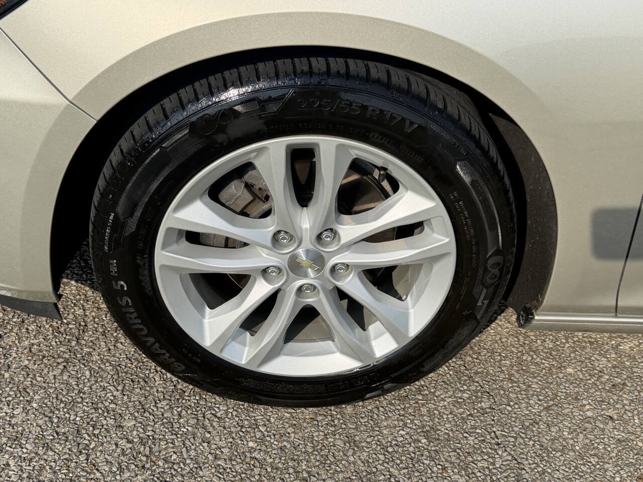 Used 2016 Chevrolet Malibu LT w/ Leather Package FWD image 35