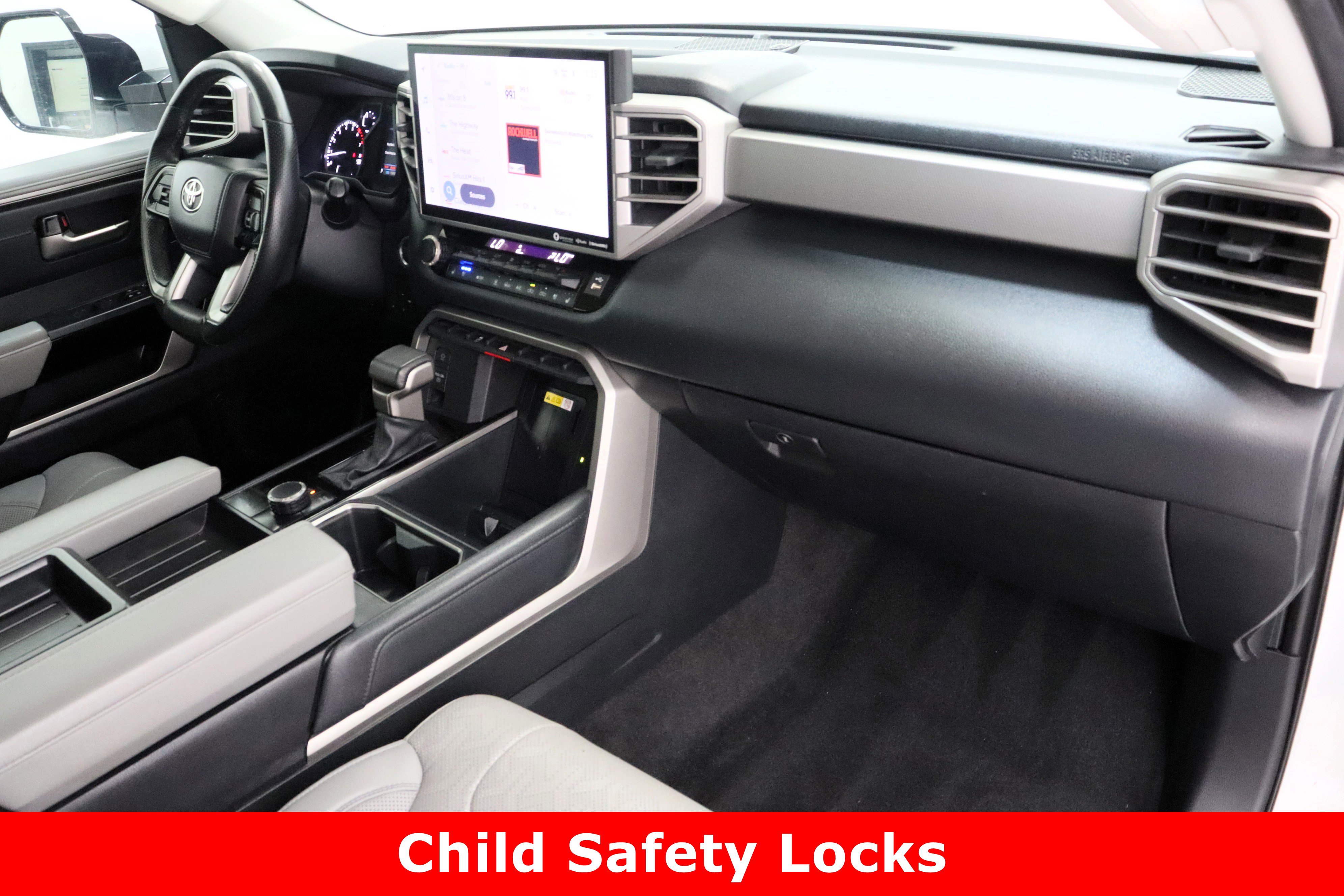 Used 2023 Toyota Tundra Limited w/ Power Package image 38