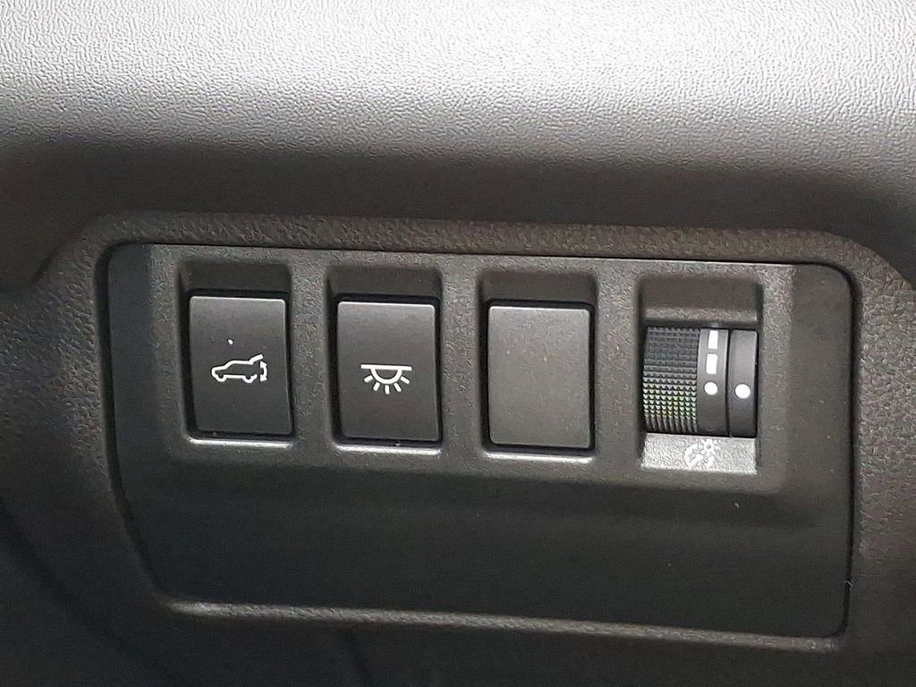 Used 2025 Subaru Ascent Limited AWD/4WD image 27