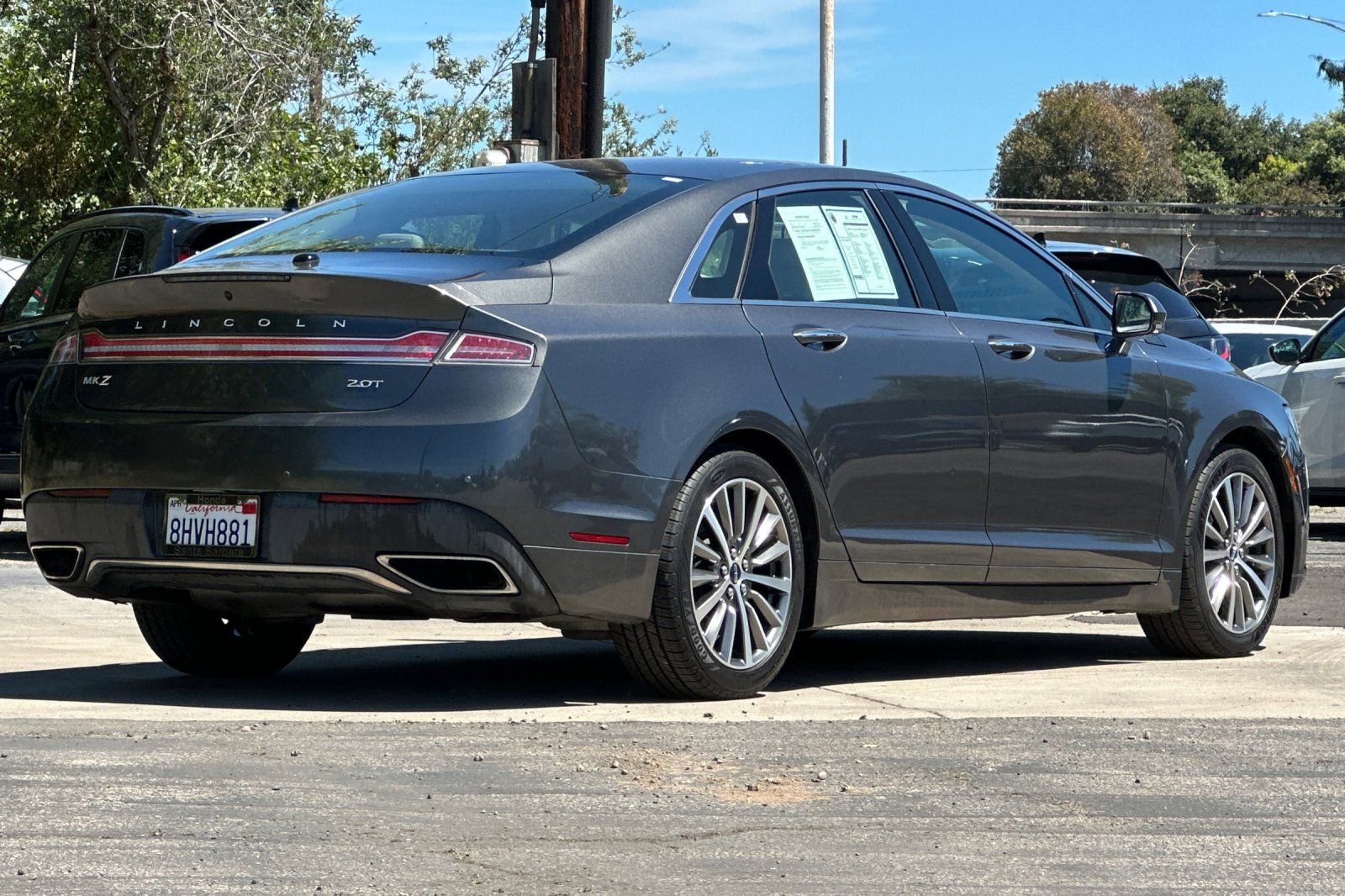 Used 2019 Lincoln MKZ Reserve FWD image 4