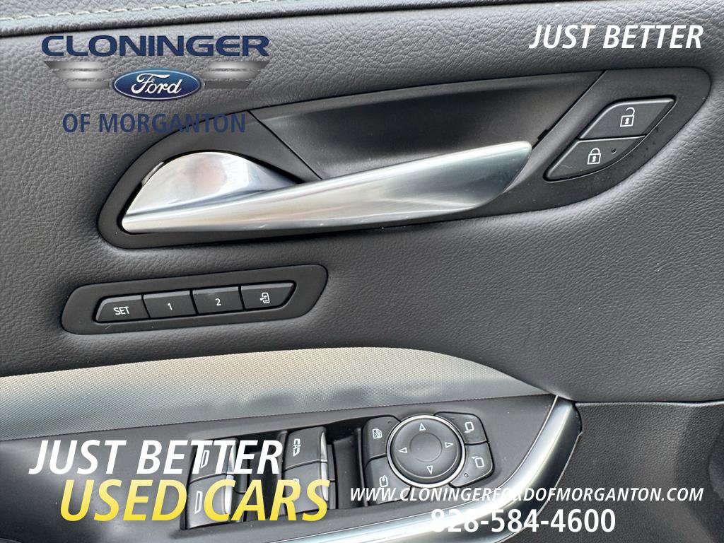 Used 2023 Cadillac XT4 Premium Luxury image 21