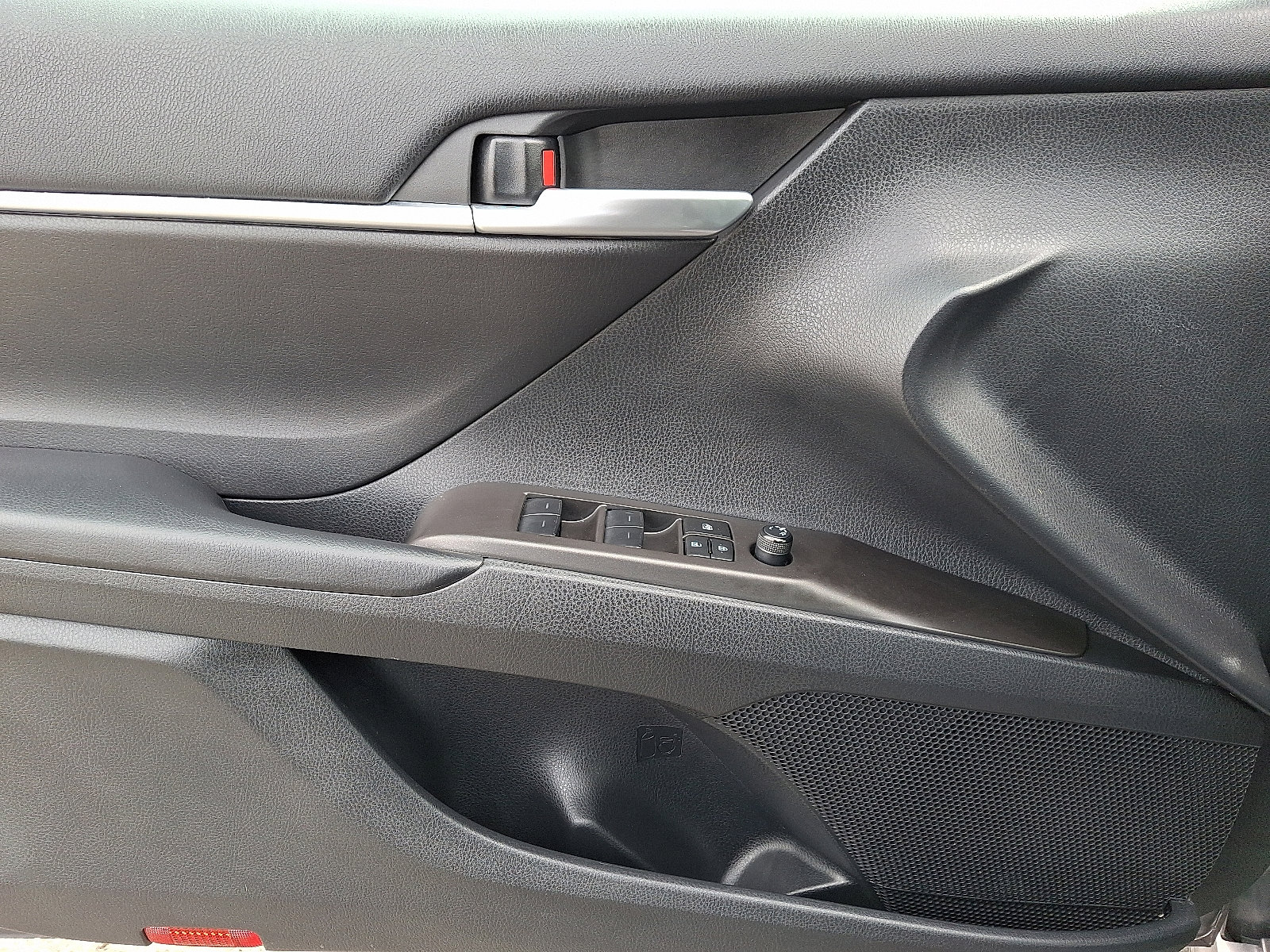 Certified 2023 Toyota Camry SE image 13