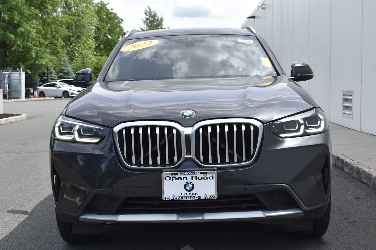 Certified 2022 BMW X3 xDrive30i AWD/4WD image 2