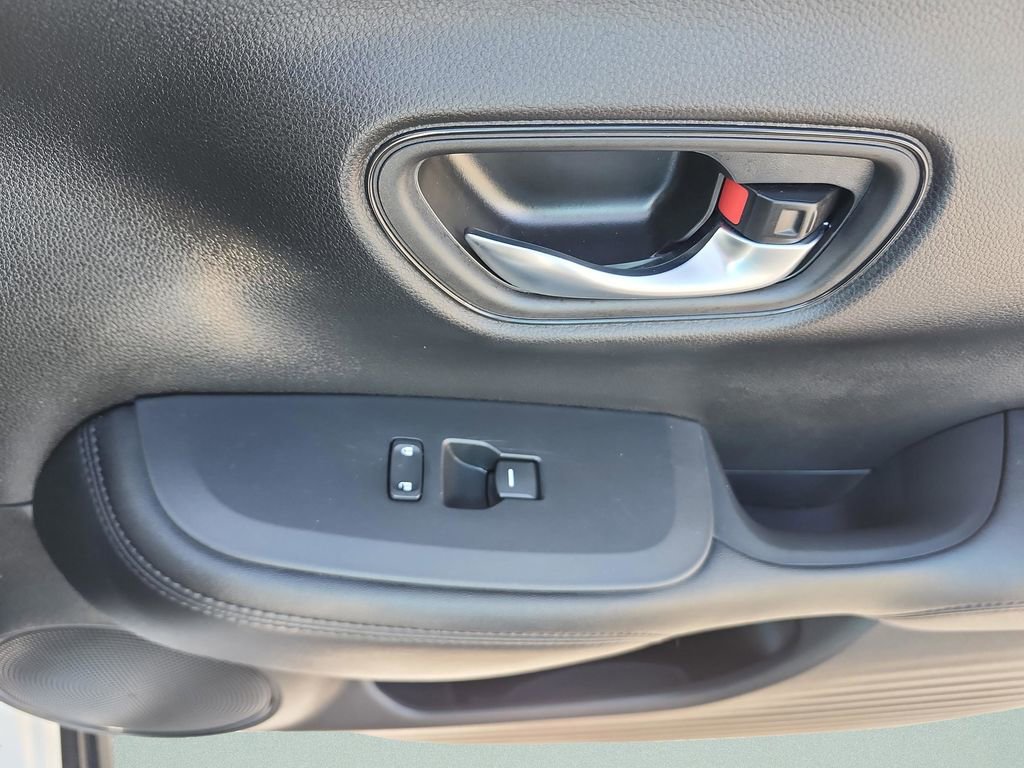 Used 2023 Honda HR-V LX image 23