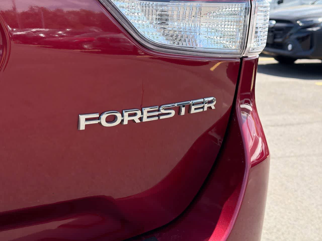 Certified 2021 Subaru Forester Premium AWD/4WD image 18