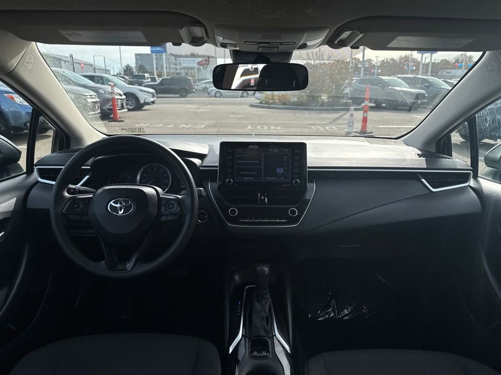 Used 2021 Toyota Corolla LE image 10