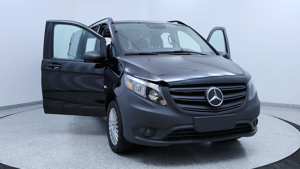 Used 2023 Mercedes-Benz Metris Passenger image 12