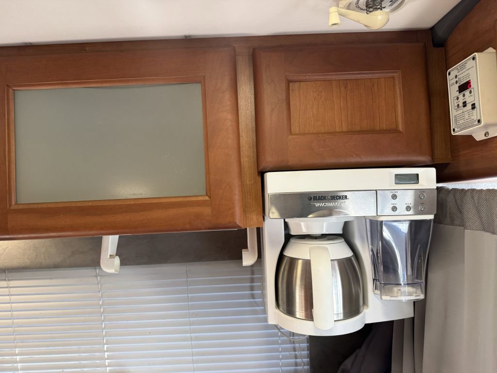 Used 2008 Dodge Sprinter 2500 w/ Trailer Tow Group image 61