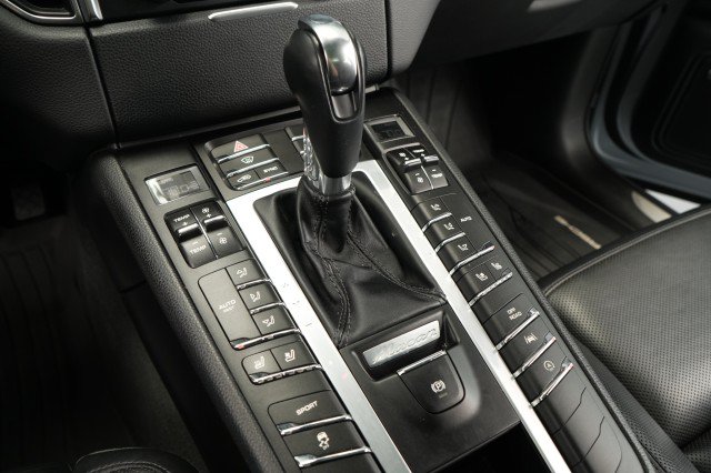 Used 2018 Porsche Macan S AWD/4WD image 41