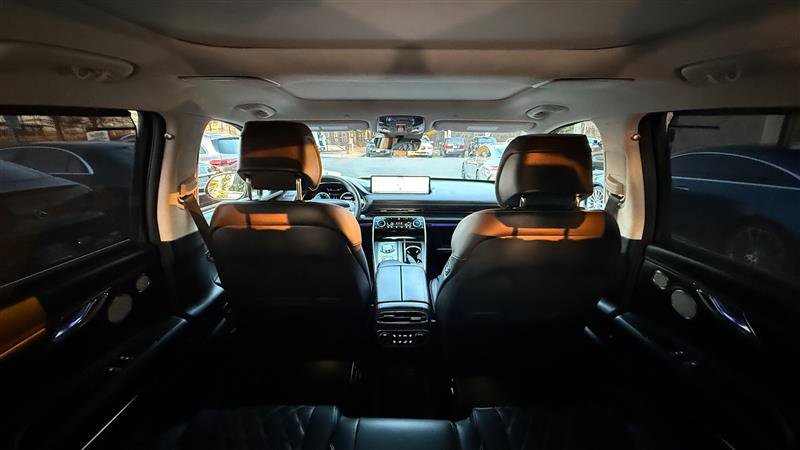 Used 2024 Genesis GV80 3.5T Prestige w/ Prestige Package image 36