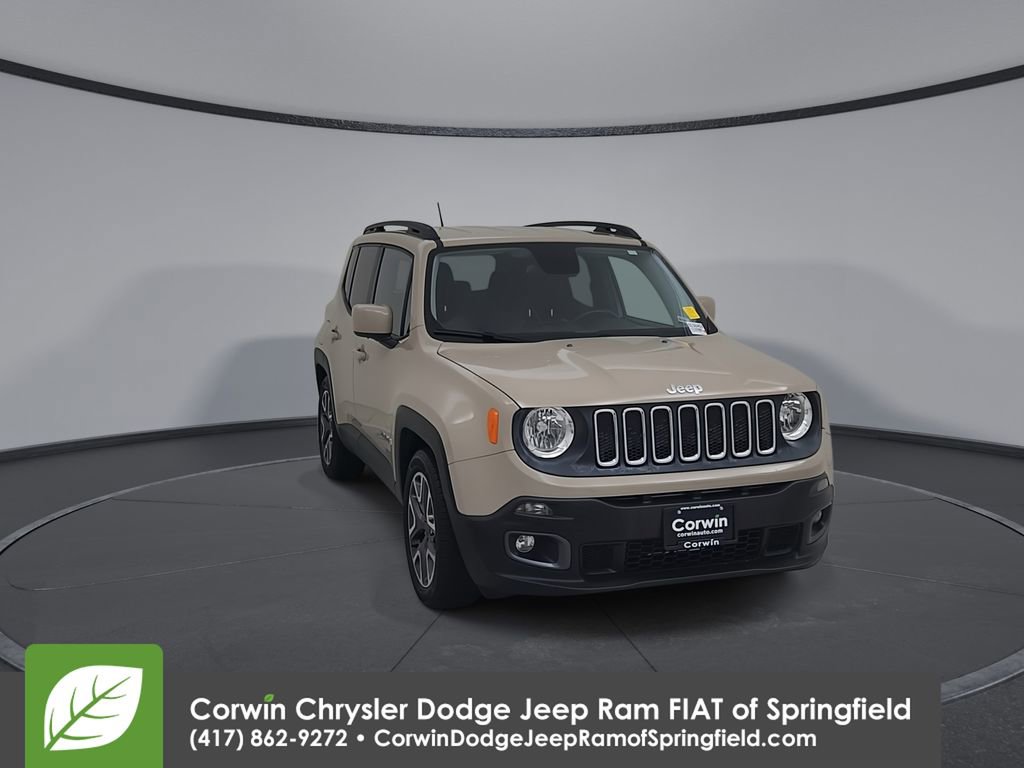 Used 2016 Jeep Renegade Latitude image 4