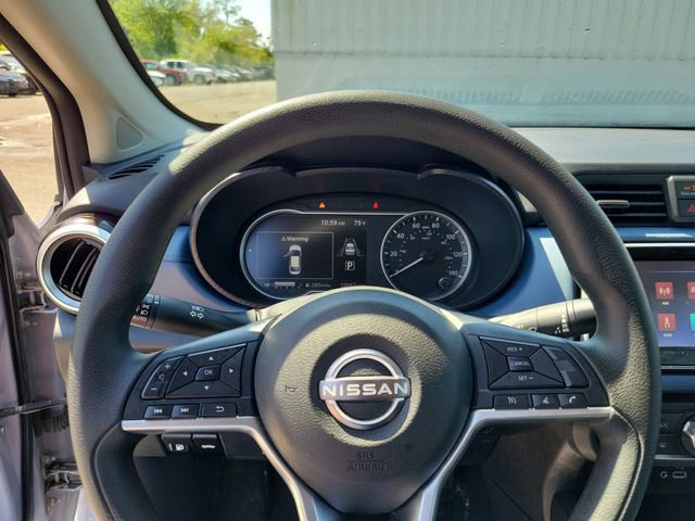 Used 2025 Nissan Versa SV image 14