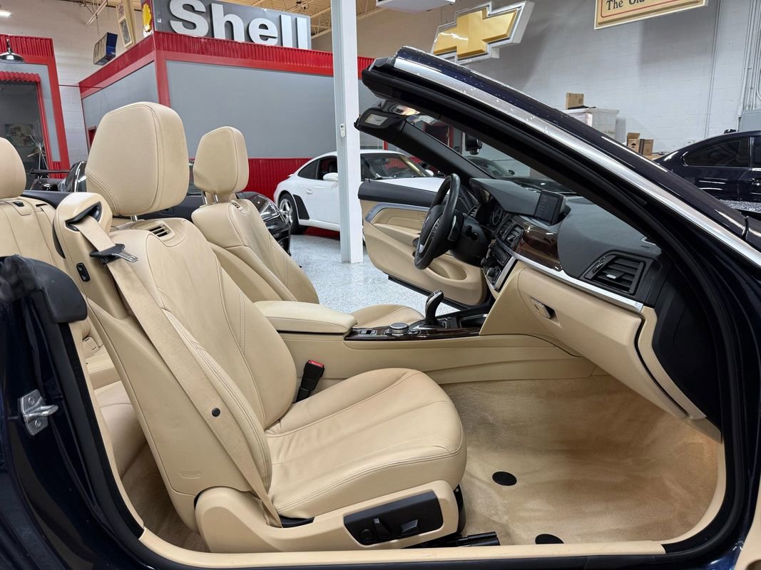 Used 2015 BMW 435i xDrive Convertible AWD/4WD image 17