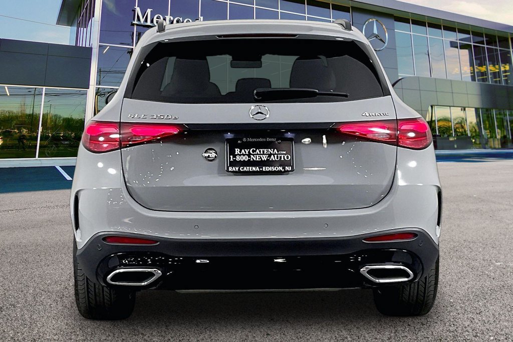Certified 2025 Mercedes-Benz GLC 350e 4MATIC image 4
