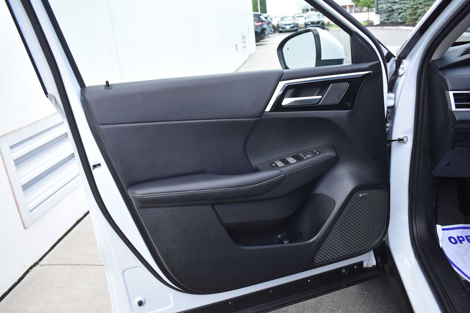 Used 2026 Mitsubishi Outlander SE AWD/4WD image 13