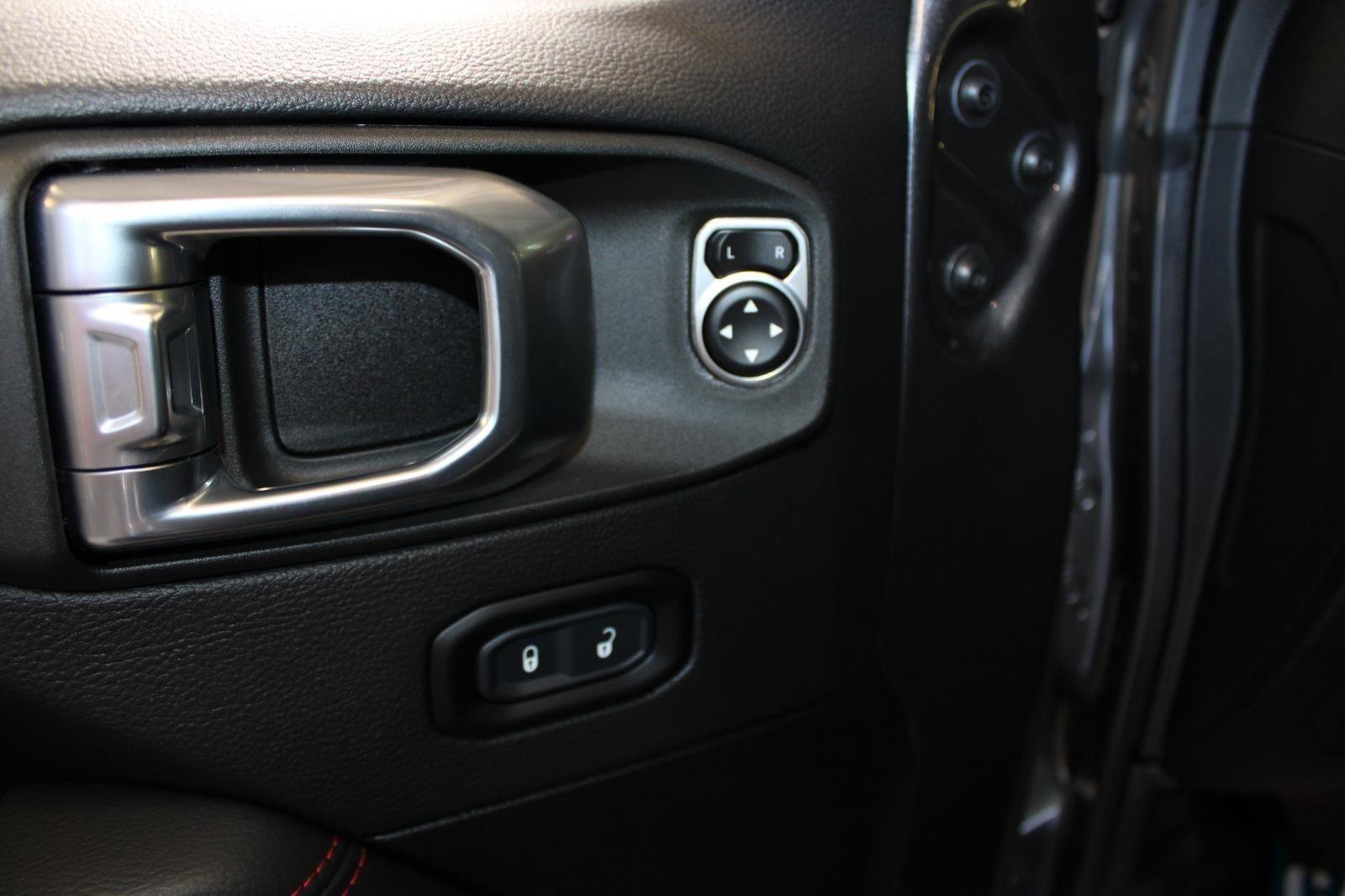 Used 2023 Jeep Gladiator Rubicon w/ Cold Weather Group AWD/4WD image 51