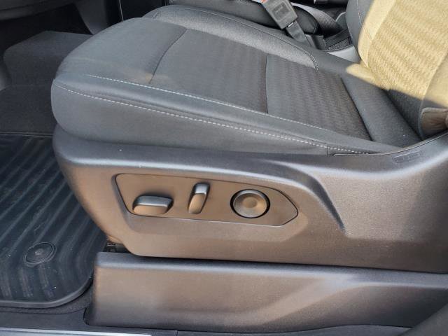 Used 2025 Chevrolet Silverado 1500 LT image 9