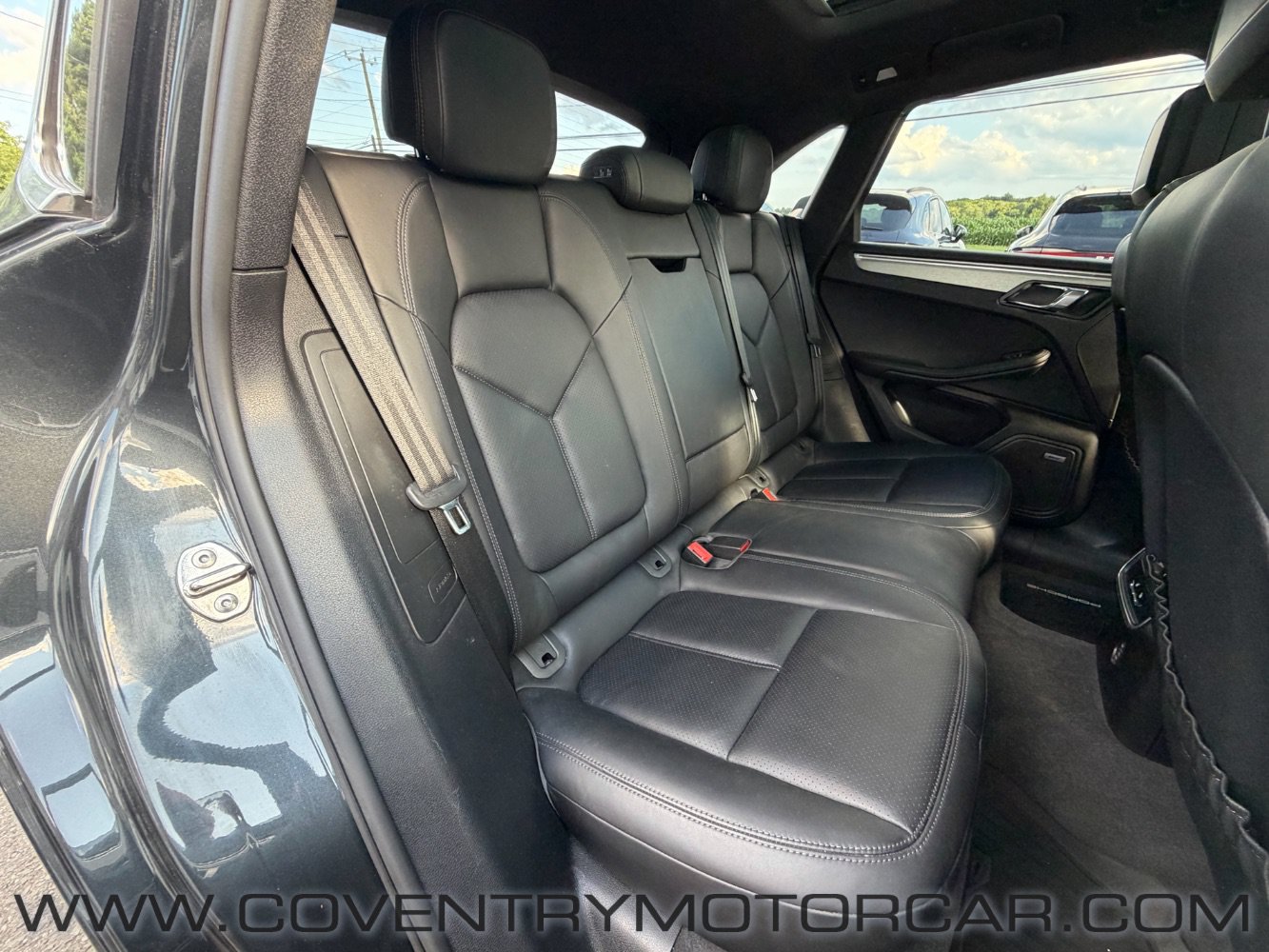 Used 2017 Porsche Macan S AWD/4WD image 30