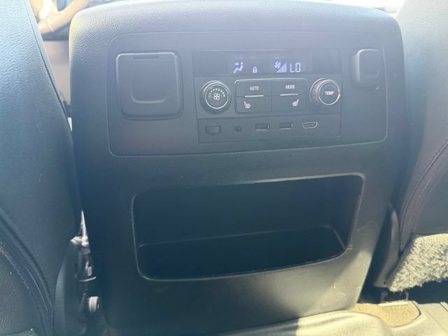 Used 2018 Chevrolet Tahoe Premier AWD/4WD image 26