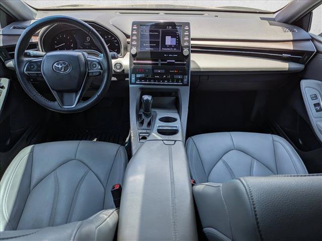 Used 2022 Toyota Avalon XLE w/ Moonroof Package FWD image 15