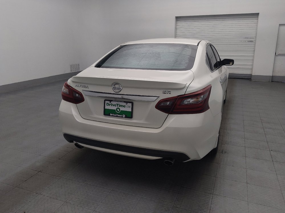 Used 2017 Nissan Altima 2.5 SR FWD image 7